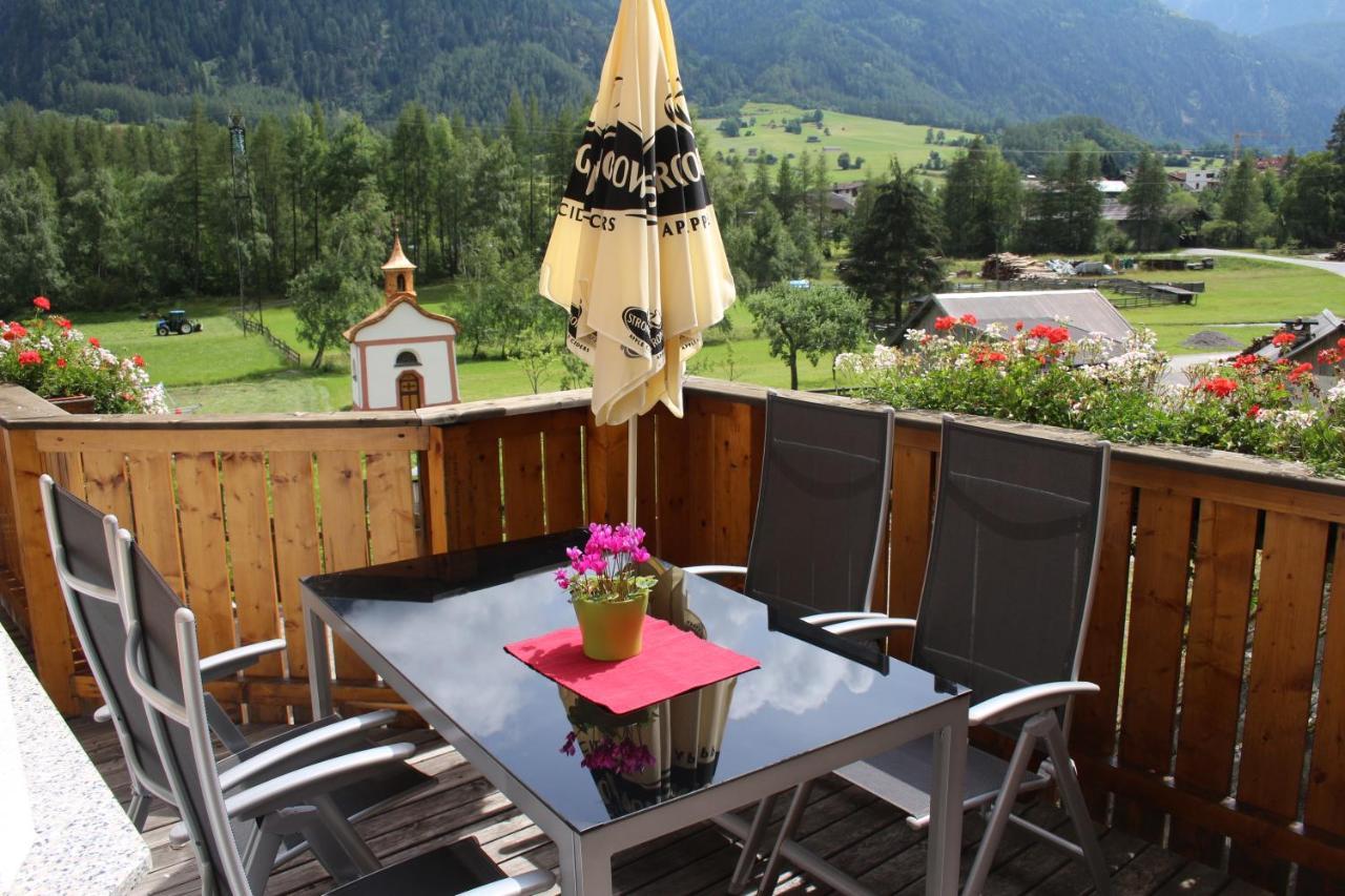 Michelas - Hof Umhausen Exterior photo